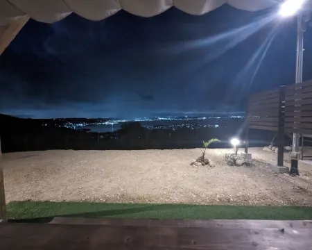 エイトポイントリゾート沖縄 - Glamping 南城のホテル