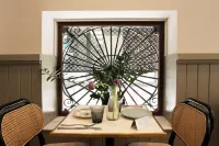 Casa Pince - breakfast