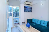 Date Palm Hotel
