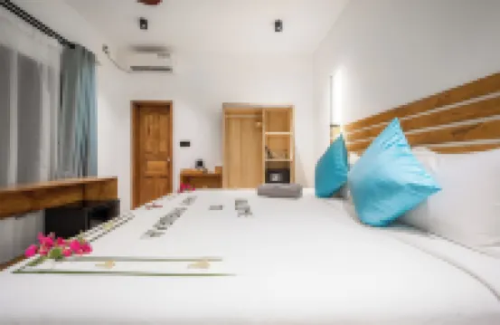 Oasis Dhigurah Hotels in Dhigurah