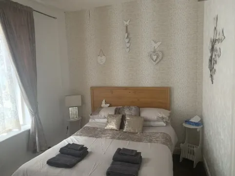 더 버터플라이 호텔 - 그룹 위크앤즈