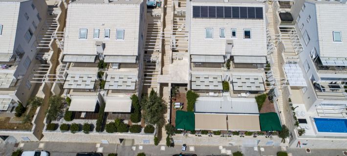 Villa Azzurra Hotels in Bol