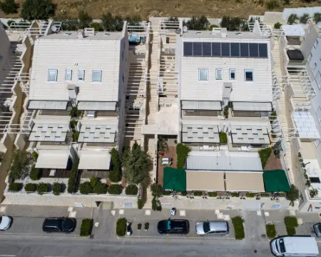 Villa Azzurra Hotels in Bol