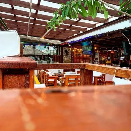 Dinasty Hotel