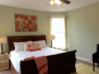 12 South Abode near Belmont University, Shopping and great food Các khách sạn gần University of Tennesse Agriculture Extension