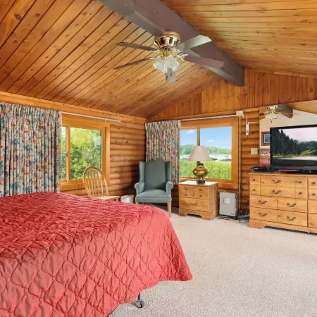 The Lodges at Breezy Point