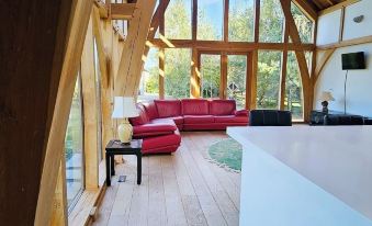 Peaceful Cabin Nature Getaway in Othery