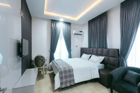 Phoenix Luxury Apartments