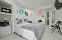 Bay Winds Inn Hotels in 
