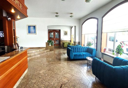 4. 호텔 아비온..