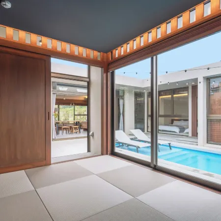 Reflexion Villas GLANZ