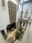Riad Dar 73 Hotel dekat Badi Palace