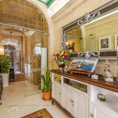 Valletta Lucente Guest House