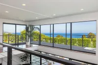 Malibu Luxury 4 BR Home w Pool and Ocean Views
