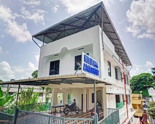 Hotel Nirupama Hotels in Alwaye