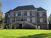 小孔特維爾城堡