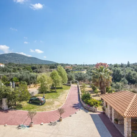 Dina Apartments