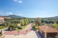 Dina Apartments