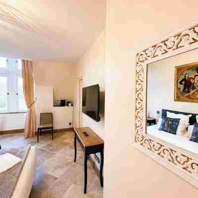 Château de Tilly Rooms