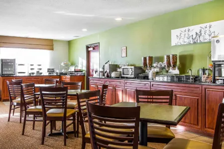 Sleep Inn & Suites Pleasant Hill - des Moines