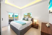 Maison Grand Blue Arenas/ Heated Pool/ Outdoor Lounge Area/ 120' Dock/ Game Room 키콜로니 비치 호텔