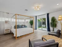 Paradise Point by DecaStay - Private Pickleball Court, Walk to Beach Hotel in zona Hideaway Beach