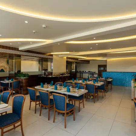 Mastiff Grand the Sia Palace Suites & Banquets, Khopoli (Nr. Imagica)