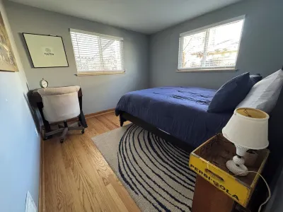 Crown Hill Oasis - Hot Tub/Yard/Parking Hotels near Colorado Mills