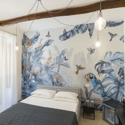 San Cesareo 64 Suite Hotels near Piazza Lauro