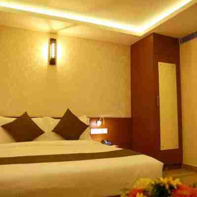 Dchandelier Rooms