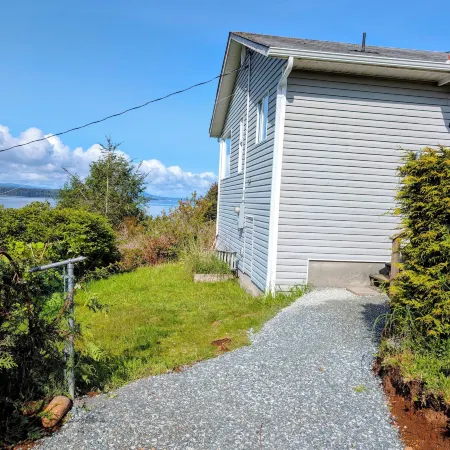 Cliff Haven on the Bay