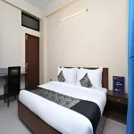 Bramharaj by Glitz Hotels فنادق في Ghansoli