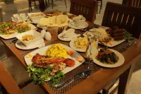 Pyramid Front Hotel - Breakfast