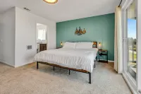 Ocean View - Fire Pit - Game Room - Redwoods - Casino