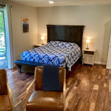 Contemporary Studio ... dog-friendly