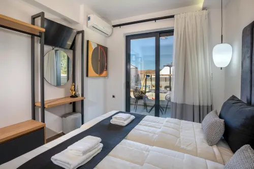 Luxurious Villa Mare - With 150m Pool