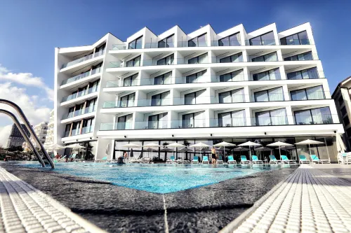 Luxury Premium Finese Hotels in Golem