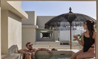 Alaso Design Suites - Adults Only