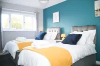 Willenhall Oasis Retreat - Serene House Rental Hotels near Darlaston Methodist Church
