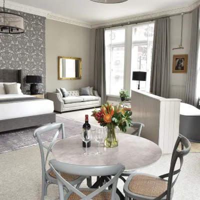 Yorkshire Grey Pub & Rooms Hotel berhampiran Dewan Conway