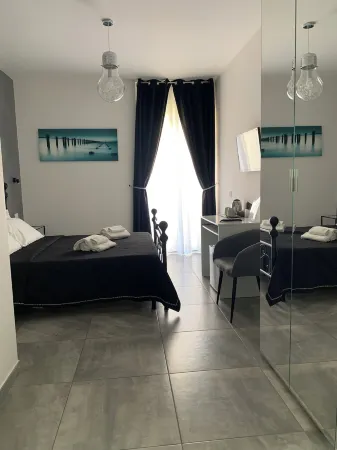 Four Winds Bed and Breakfast Отели в г. Изола-ди-Капо-Риццуто