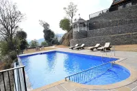 Samsara Luxury Cottages & Spa, Chail Hills - مسبح