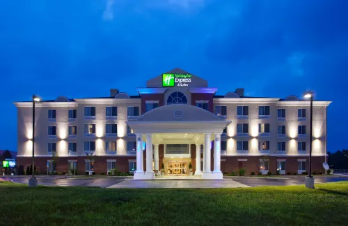 Holiday Inn Express & Suites DAYTON SOUTH FRANKLIN by IHG - parking