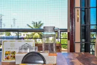 Coral Shelters Service Apartments Iyer Bungalow - Kitchen