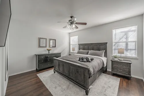Modern, Comfy, Next to Frisco and Lake Lewisville in peaceful Little Elm