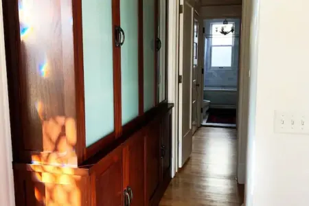 Luxury Short Term European Inspired Rental Flat 1 Отели рядом с достопримечательностью «Park Nicollet Eye Care and Optical Store St. Louis Park»