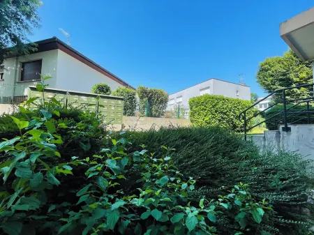 Dnn: Stylish Studio Wifi, Netflix Basel Airport Отели рядом с достопримечательностью «Lambda Escape»