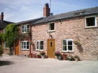 Farmhouse Cottage Sleeps 2 (1 en-suite Bedroom)