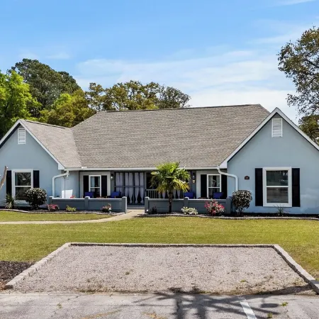 Litchfield Country Club 4 Bedroom/4 Bath Cottage on Golf Course - Pawleys Island