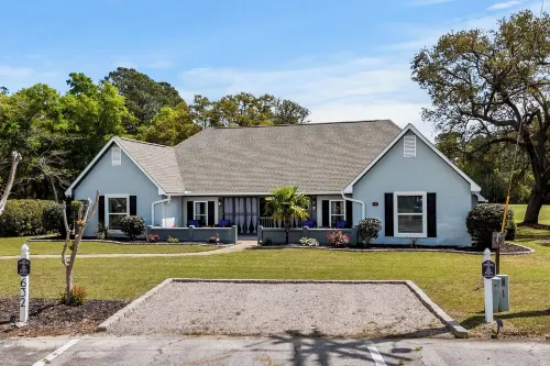 Litchfield Country Club 4 Bedroom/4 Bath Cottage on Golf Course - Pawleys Island
